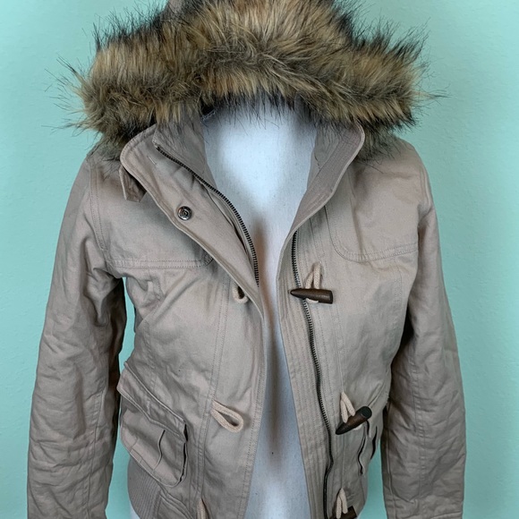 Jacket - Picture 3 of 4